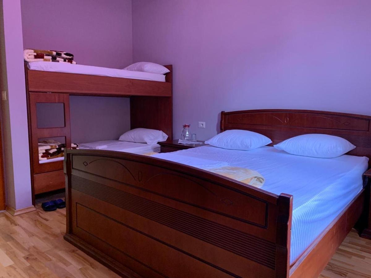 Lura Hotel Fushe-Lure Екстер'єр фото