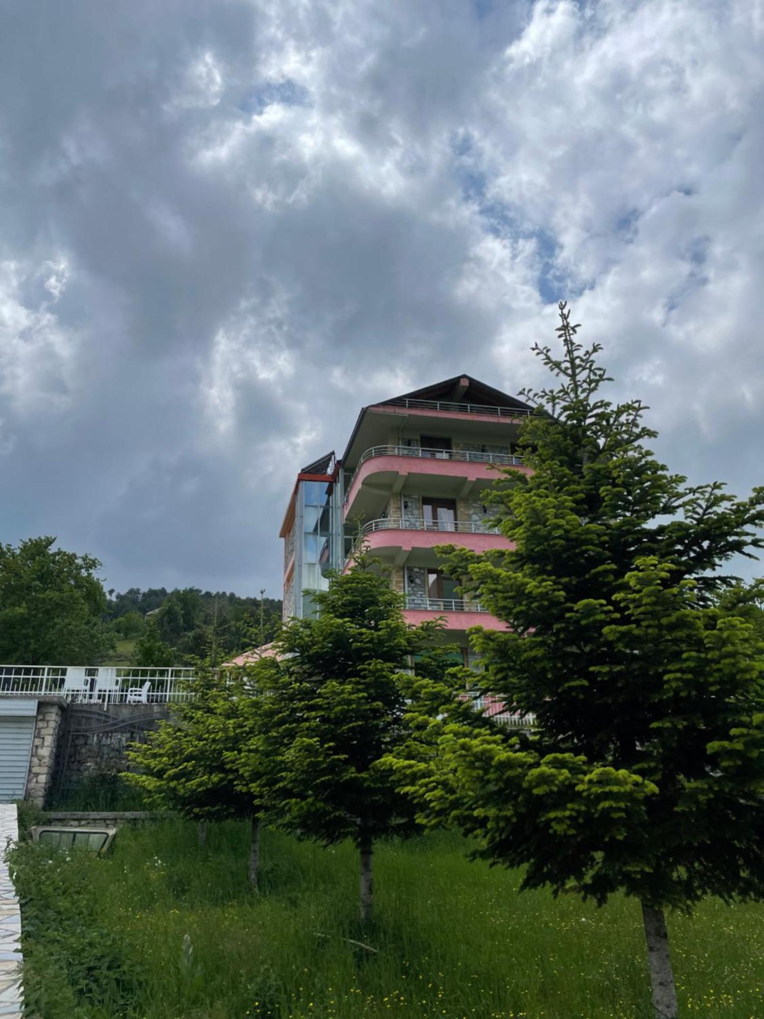 Lura Hotel Fushe-Lure Екстер'єр фото