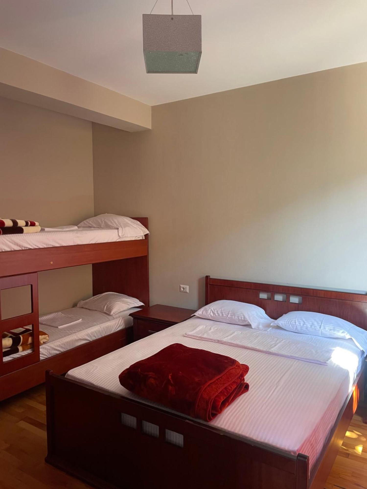 Lura Hotel Fushe-Lure Екстер'єр фото